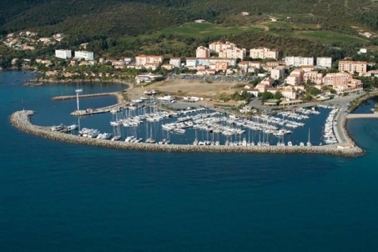 Le Thyreneen Sari-Solenzara Bagian luar foto